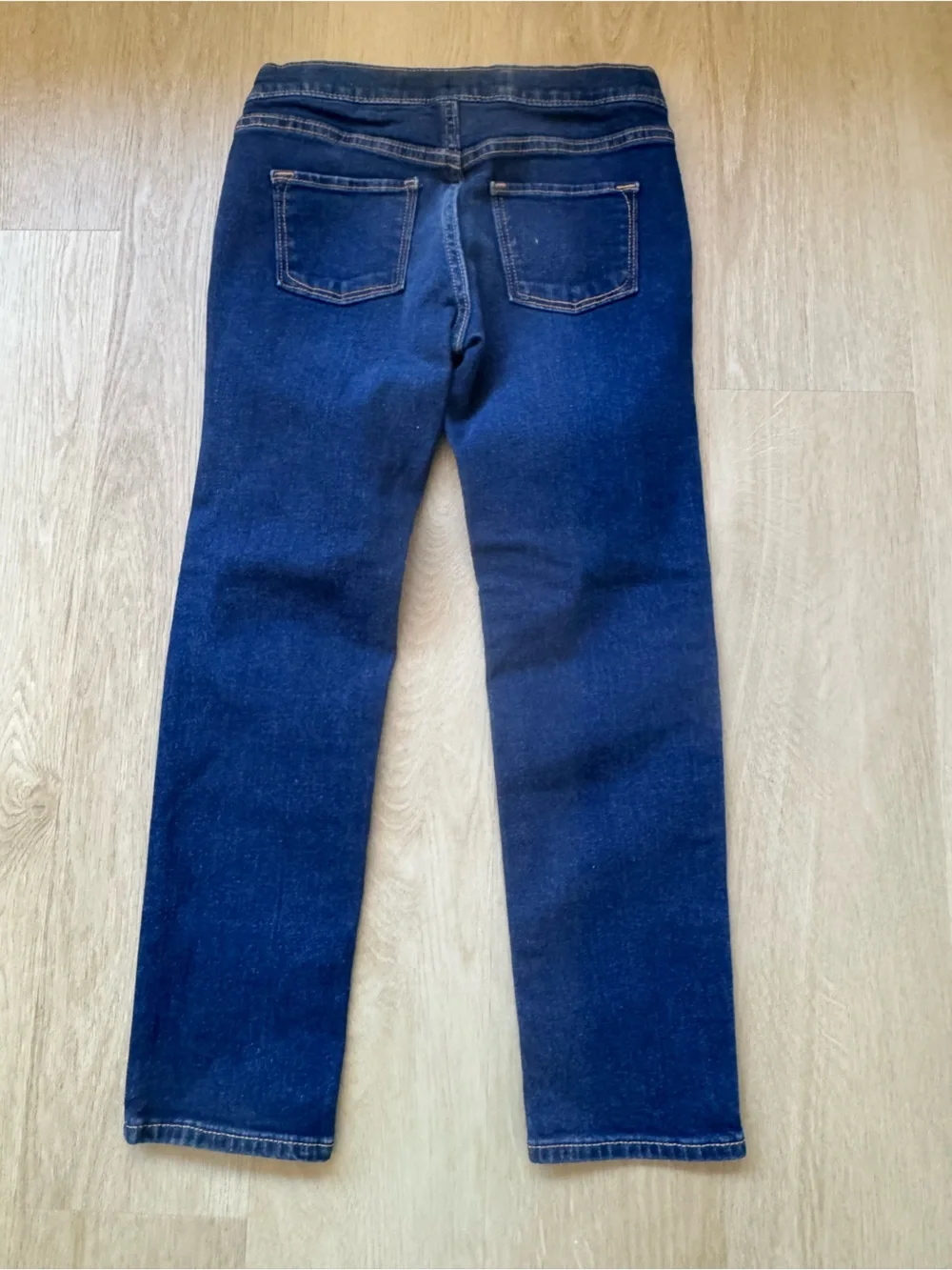 Like New - Girls size 8 Old Navy Skinny Jeans - 2 pairs